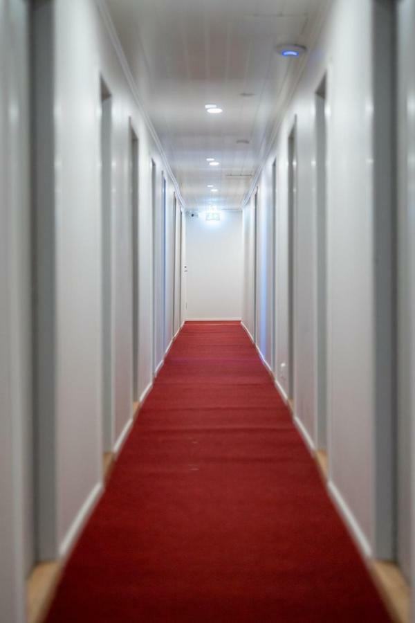 Hotel Majoitus-Ravintolalaiva Saimatar Joensuu Exteriér fotografie
